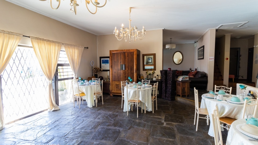 8 Bedroom Property for Sale in Country Club Western Cape